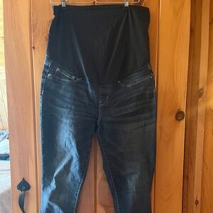 Levi’s Maternity Skinny Jeans